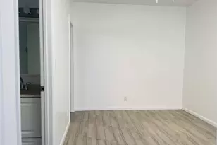 229 E Commercial Blvd, Fort Lauderdale, FL 33308 - Photo 7