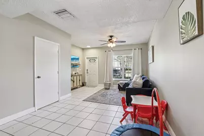 7717 Sanibel Drive, Tamarac, FL 33321 - Photo 9