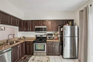 7717 Sanibel Dr, Tamarac, FL 33321 - Photo 5