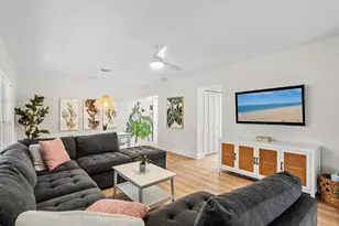 617 NE 9th Ave, Fort Lauderdale, FL 33304 - Photo 1