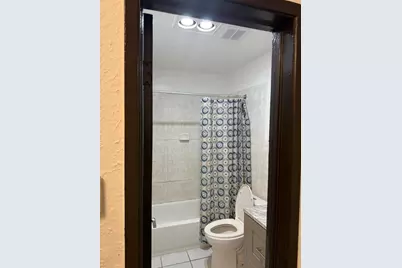 429 NW 15th Avenue, Fort Lauderdale, FL 33311 - Photo 13