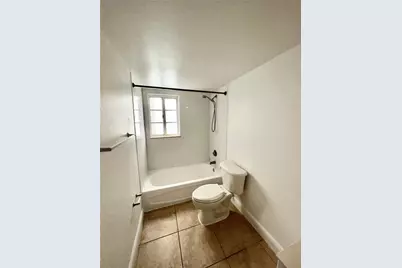 5221 Geneva Way #208, Doral, FL 33166 - Photo 15