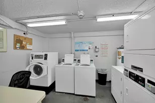 118 Royal Pk Dr, Oakland Park, FL 33309 - Photo 27