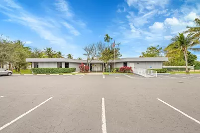118 Royal Park Drive #4G, Oakland Park, FL 33309 - Photo 23