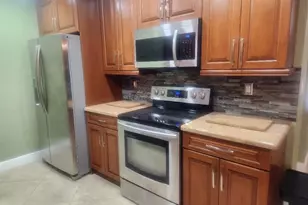 1261 NE 2nd St, Pompano Beach, FL 33060 - Photo 7