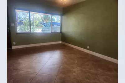 1261 NE 2nd Street, Pompano Beach, FL 33060 - Photo 5