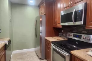 1261 NE 2nd St, Pompano Beach, FL 33060 - Photo 5