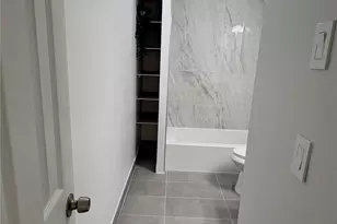 2250 NE 66th St, Fort Lauderdale, FL 33308 - Photo 33