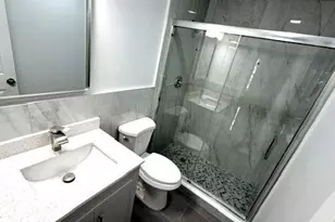 2250 NE 66th St, Fort Lauderdale, FL 33308 - Photo 17