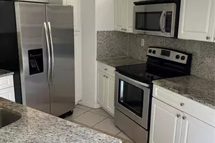 8117 Severn Dr, Boca Raton, FL 33433 - Photo 3