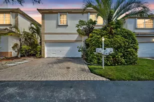 1231 Hayes St, Hollywood, FL 33019 - Photo 1