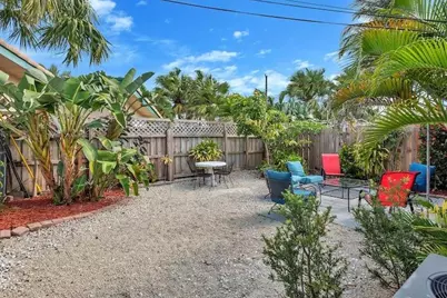 2109 NE 26th Street #2109, Wilton Manors, FL 33305 - Photo 23