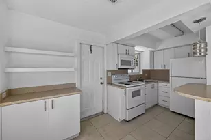 4331 NE 5th Ave, Oakland Park, FL 33334 - Photo 23