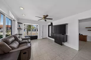 4331 NE 5th Ave, Oakland Park, FL 33334 - Photo 11