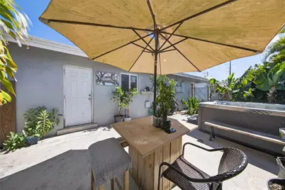 4331 NE 5th Avenue, Oakland Park, FL 33334 - Photo 15