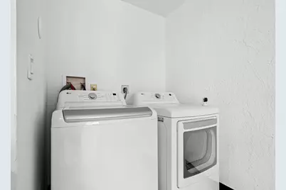 601 Lakeshore Terrace, Davie, FL 33325 - Photo 43