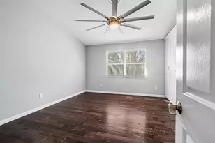 601 Lakeshore Terrace, Davie, FL 33325 - Photo 21