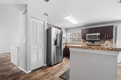 601 Lakeshore Terrace, Davie, FL 33325 - Photo 19