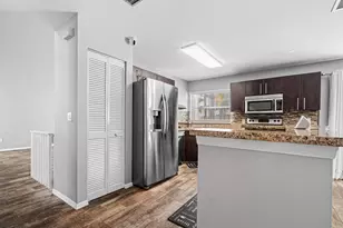 601 Lakeshore Terrace, Davie, FL 33325 - Photo 19