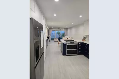 1035 Hillsboro Mile #32, Hillsboro Beach, FL 33062 - Photo 7