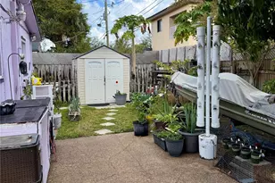 1718 NW 7th St, Fort Lauderdale, FL 33311 - Photo 13