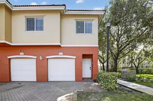 7400 Palomino Dr, Hollywood, FL 33024 - Photo 1