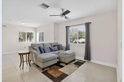 7400 Palomino Drive #524, Hollywood, FL 33024 - Photo 13