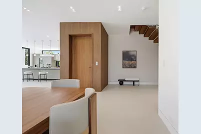 930 S Shore Drive, Miami Beach, FL 33141 - Photo 17