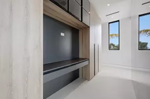 930 S Shore Dr, Miami Beach, FL 33141 - Photo 29