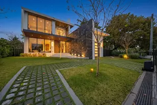 930 S Shore Dr, Miami Beach, FL 33141 - Photo 1