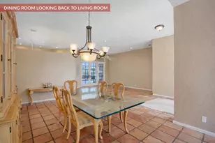 10207 NW 50th Pl, Coral Springs, FL 33076 - Photo 9