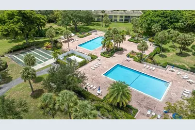 605 Oaks Drive #406, Pompano Beach, FL 33069 - Photo 19