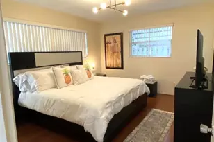 1641 NE 55th St, Fort Lauderdale, FL 33334 - Photo 23