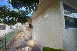 5836 Wiley St, Hollywood, FL 33023 - Photo 15