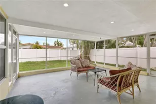 907 SE 12th Ave, Deerfield Beach, FL 33441 - Photo 7