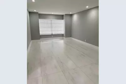 2191 NE 68th Street #403, Fort Lauderdale, FL 33308 - Photo 3