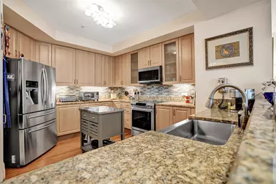 2617 NE 14th Avenue #402, Wilton Manors, FL 33334 - Photo 9