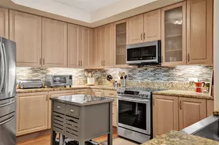 2617 NE 14th Ave, Wilton Manors, FL 33334 - Photo 3