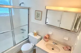 2050 39th St, Lighthouse Point, FL 33064 - Photo 15