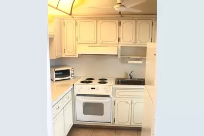 2050 39th Street #209W, Lighthouse Point, FL 33064 - Photo 9