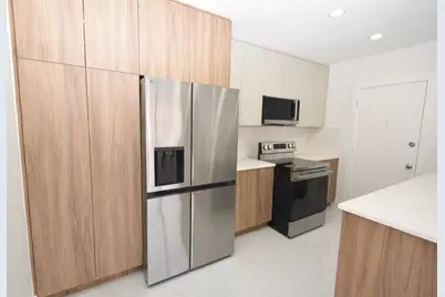 3550 NW 8th Avenue #810, Pompano Beach, FL 33064 - Photo 1