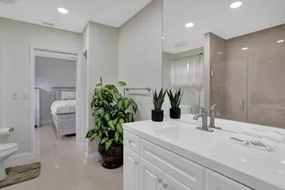 14321 NW 14th Drive, Miami, FL 33167 - Photo 23