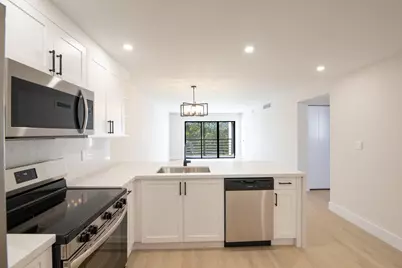 2322 S Cypress Bend Drive #411, Pompano Beach, FL 33069 - Photo 5