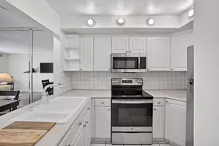 1000 River Reach Dr, Fort Lauderdale, FL 33315 - Photo 21