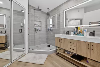 1051 NW 124th Terrace, Sunrise, FL 33323 - Photo 17