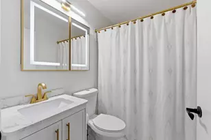 1917 NE 3rd St, Deerfield Beach, FL 33441 - Photo 23