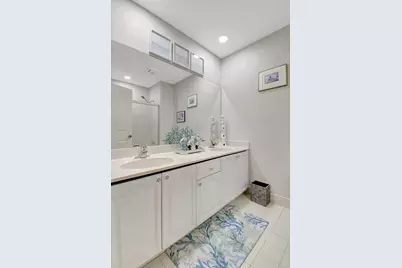 2811 Montevideo Avenue, Hollywood, FL 33026 - Photo 27