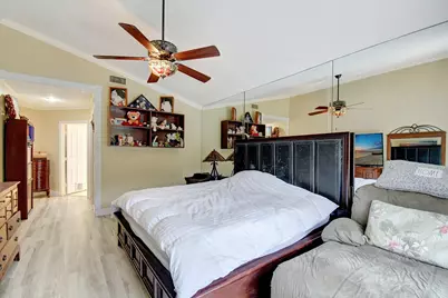 2811 Montevideo Avenue, Hollywood, FL 33026 - Photo 35