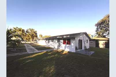 218 SW 1st Court, Pompano Beach, FL 33060 - Photo 3