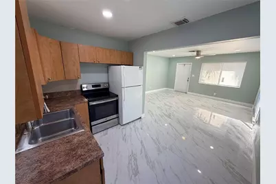 218 SW 1st Court, Pompano Beach, FL 33060 - Photo 7